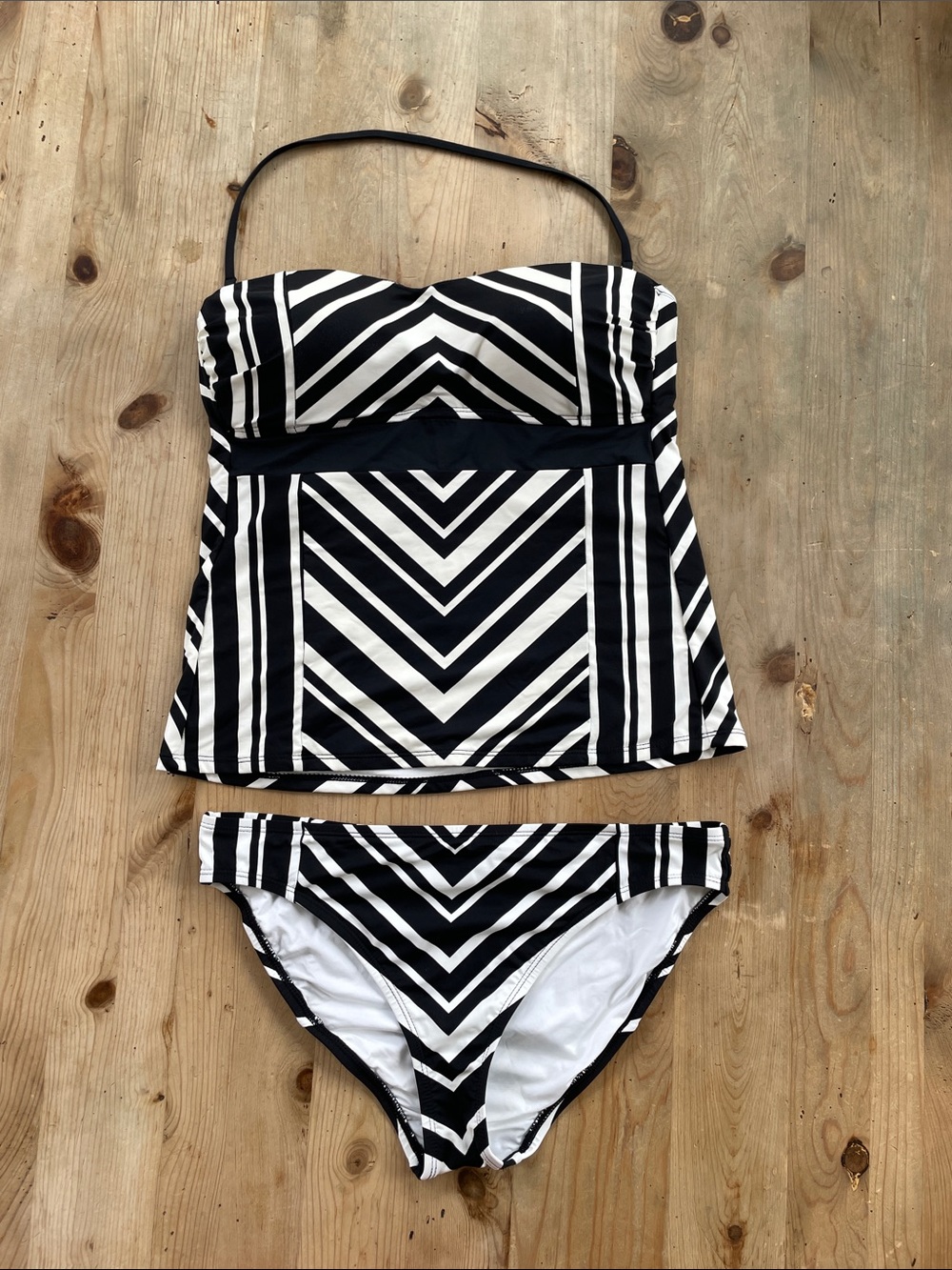 La Blanca Black White Geometric Tankini Swimsuit Size 10 Modern Glam Resort Swim